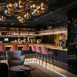 La (adults Only) 5*