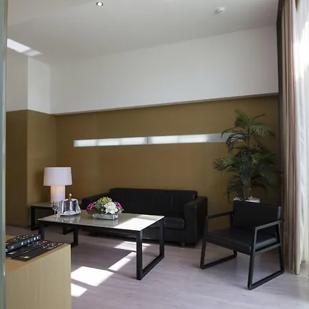 La (adults Only) Hotel